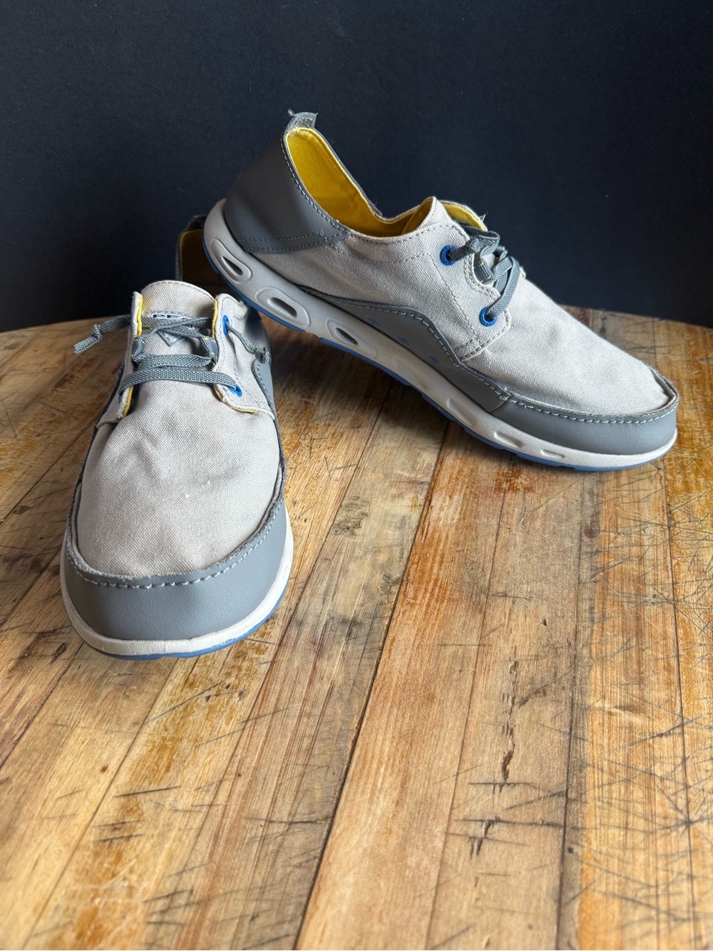 Columbia Bahama Vent Loco Relax III Gray Canvas Boat Shoes with Yellow Interior